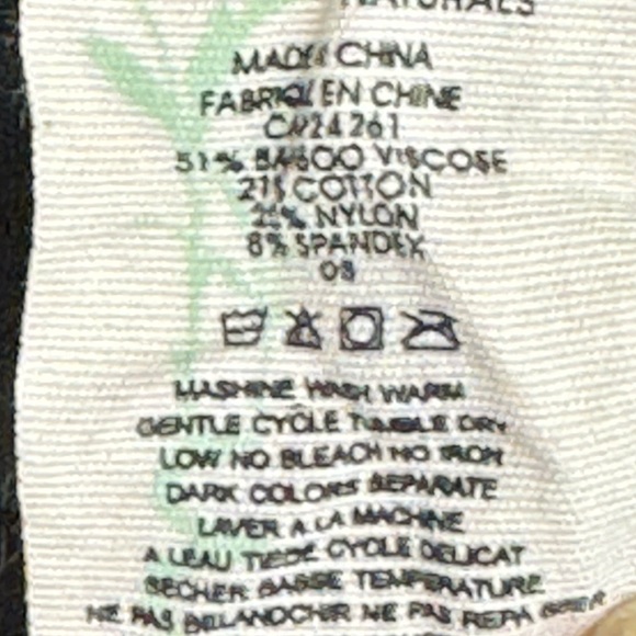 Cest Moi Bamboo 3/4 Legging. OS - Picture 3 of 4